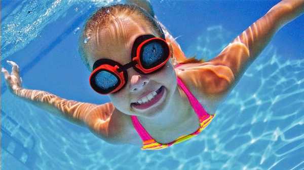 Как научить ребенка плавать в 7 лет в бассейне