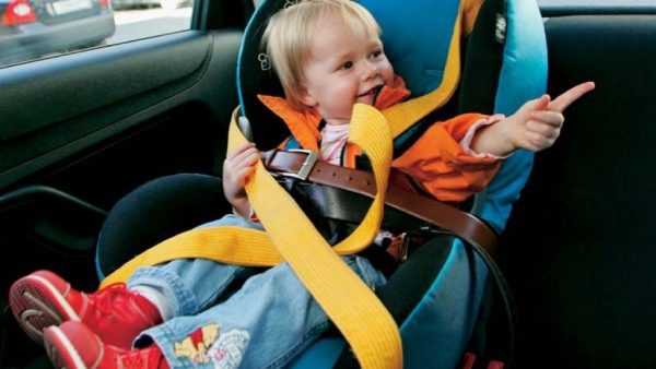 Можно ли возить ребенка 7 лет на заднем сиденье без кресла