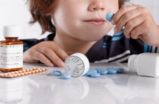 Какие таблетки подходят для лечения кашля у детей