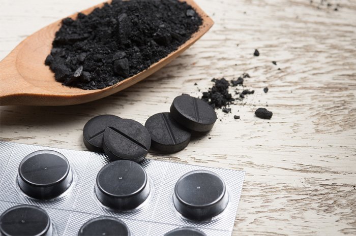 активированный уголь при отравлении таблетками 