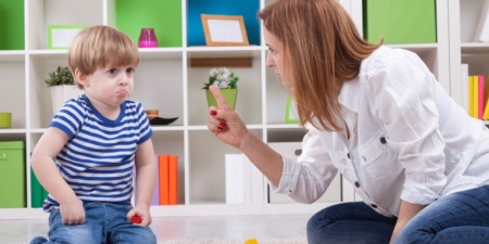 Ребенок не слушается в 4 года: советы психолога, занятия с детьми 3-4 лет, кризис в детском саду