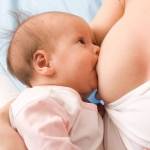 Ответ на вопрос, как часто надо кормить новорожденного грудным молоком