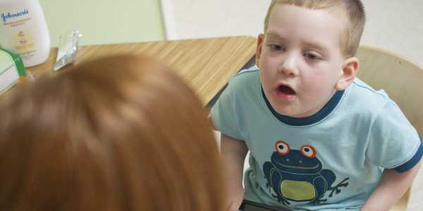 Занятия для умственно отсталого ребенка 6 лет с аутизмом